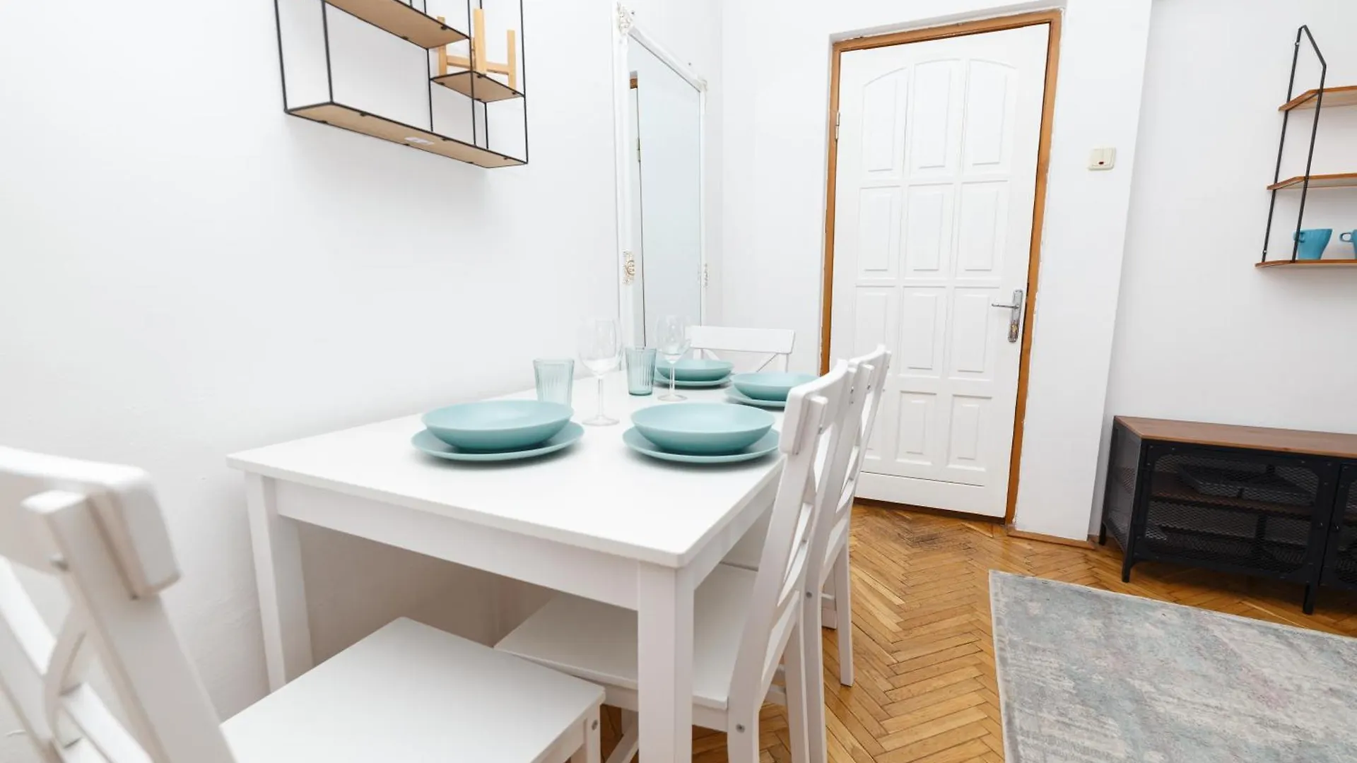 Calea Victoriei View Apartment Bucharest